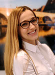 Julia Hahn Julia Hahn